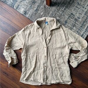 Old Navy Crinkle Gauze Button down Boyfriend shirt